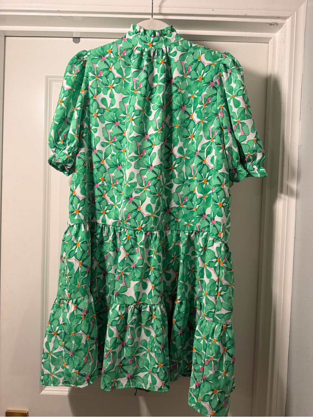 TCEC size lg. Green Floral Tiered Dress